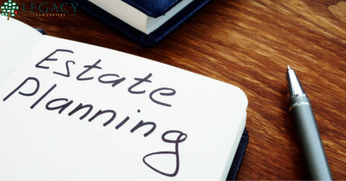 what does an estate planning attorney do